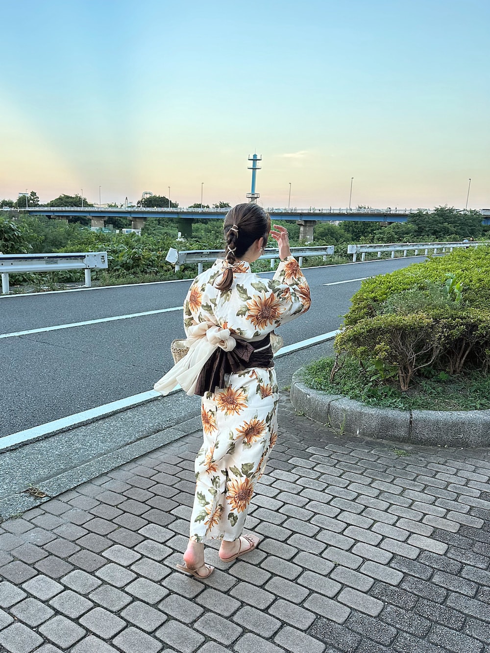 「浴衣、浴衣女子、夏コーデ、夏祭り、淡色コーデ、淡色女子、かごバッグ、プチプラ、プチプラコーデ、お祭り、休日スタイル」｜「SM2のアイテム（バッグ、ホワイト系）」を使った、sayaさん（骨格ストレート・レディース・156cm）の夏コーディネートの4枚目の写真