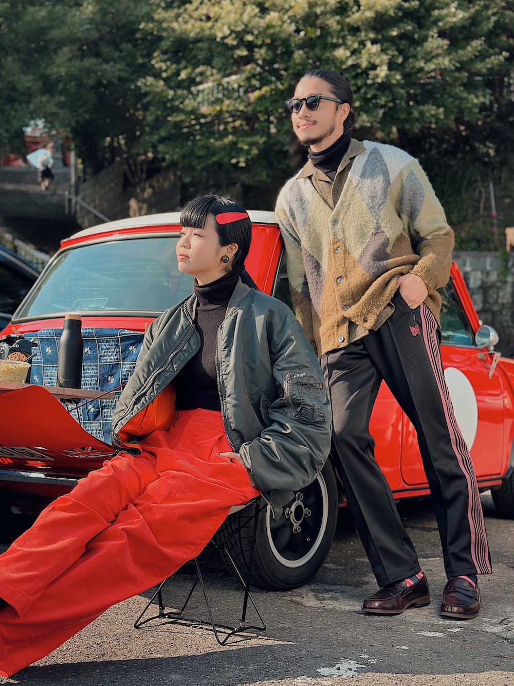 「大人コーデ、ootd、春コーデ、BEAMS、UNIQLO、NEEDLES、Chainloop、圈入、圈入準」｜「NeedlesのNarrow Track Pant - Poly Smooth（その他パンツ、ブラック系）」を使った、林育準🇹🇼さん（メンズ・180cm）の冬コーディネートの2枚目の写真