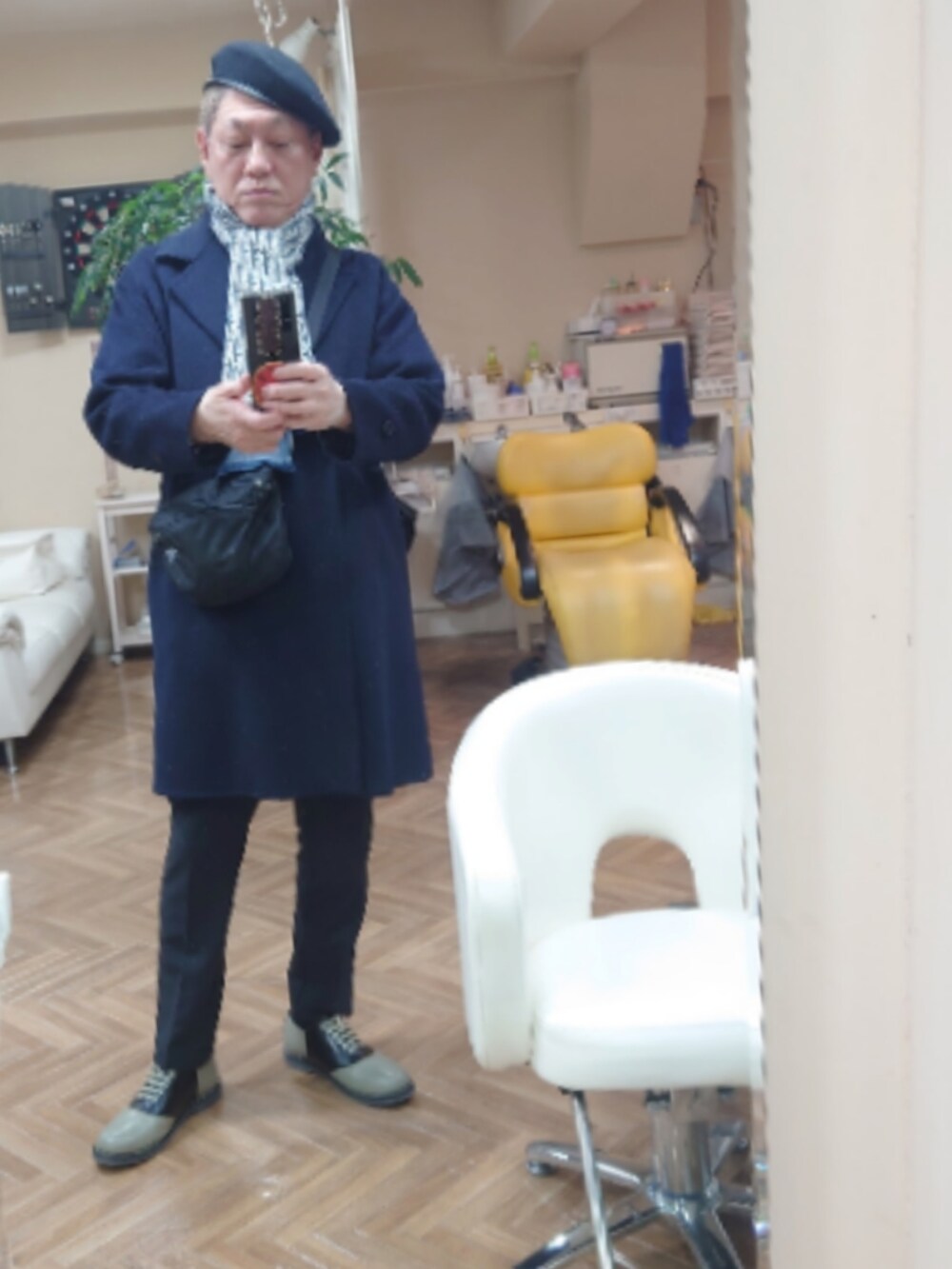 「REGALのアイテム（シューズ、その他）」を使った、IWAWOさん（メンズ・179cm）の秋コーディネートの3枚目の写真
