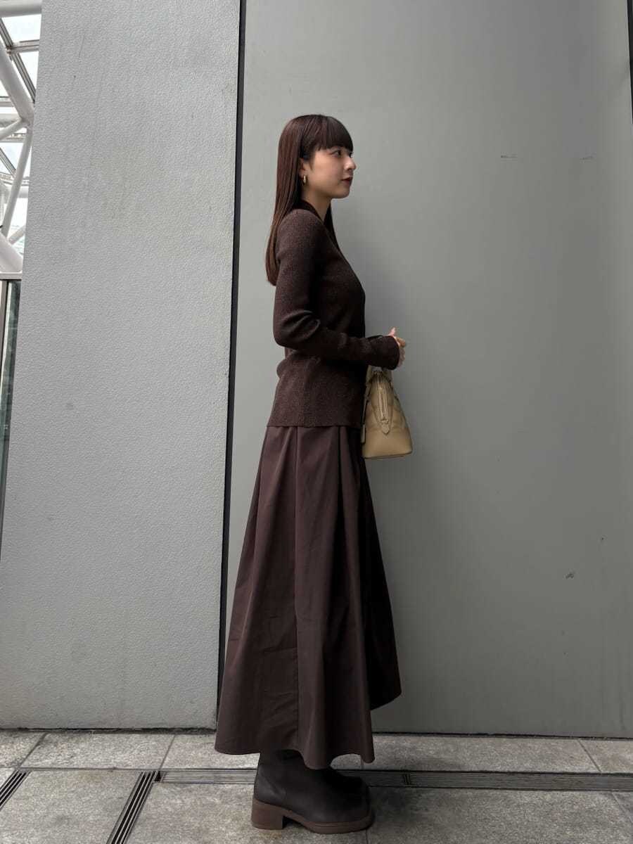 セットアイテム】ポロ衿ニットタックフレアスカートコーデSETを使った
