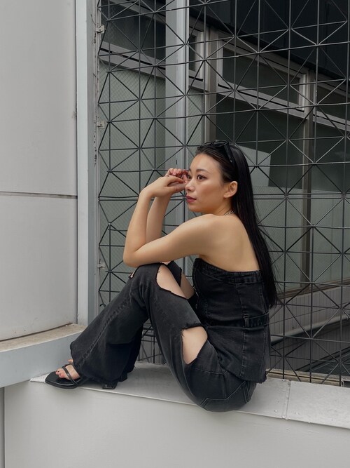 CHANEL　uniform ポロ　非売品　Мsize　海外スタッフ　新品 CHANEL シャネル ユニフォーム Vネック カーディガン スタッフ