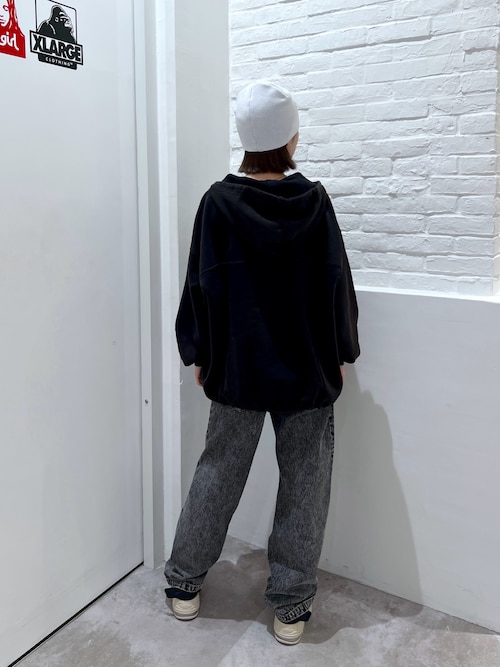 Emiru(XLARGE/X-girl新潟（X-girl）)｜X-girlのデニムパンツを使った