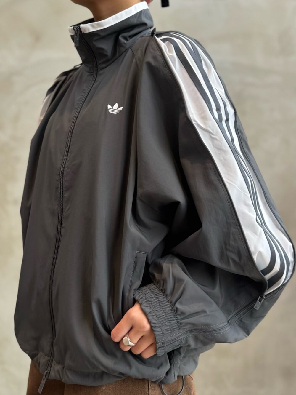 アディレニウム シーズン3 ジップ トラックトップ / Adilenium Season