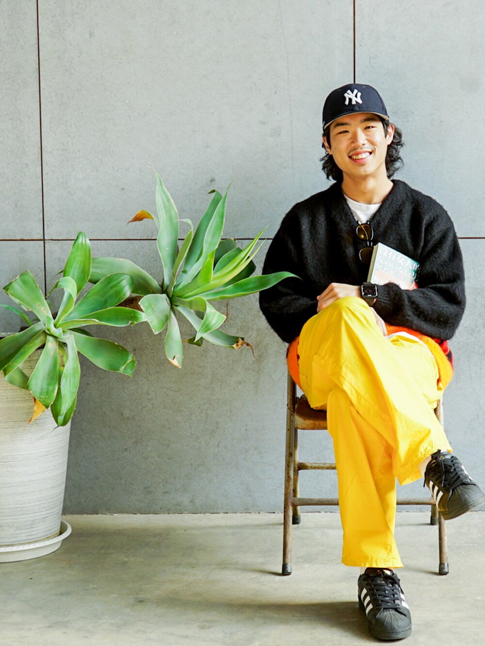 「PENNEYSのアイテム（トップス、ブラック系）」を使った、dannyfreshさん（メンズ・175cm）の冬コーディネートの3枚目の写真
