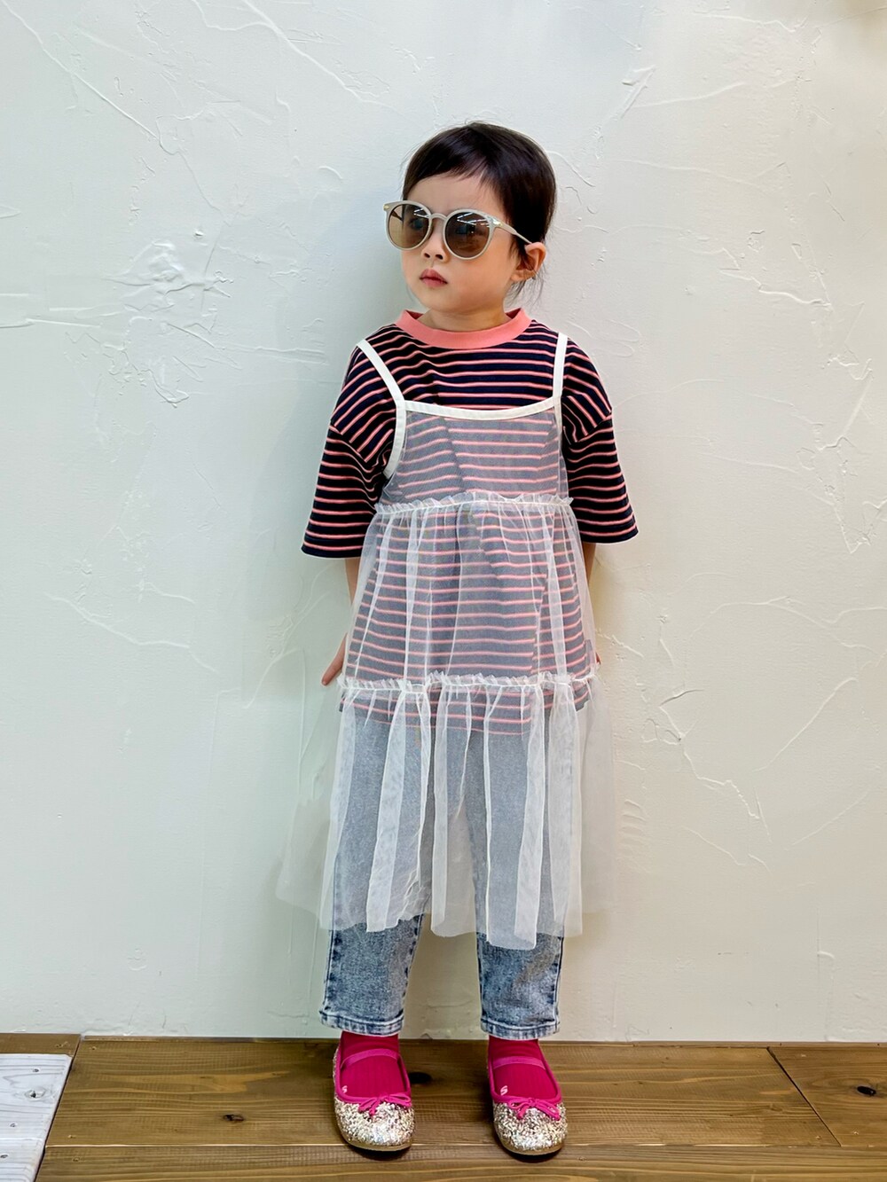 「CIAOPANIC TYPYの【KIDS】USAコットンマルチボーダーTee（Tシャツ/カットソー、ブルー系）」を使った、まゆげちゃんさん（キッズ・90cm）の秋コーディネートの2枚目の写真