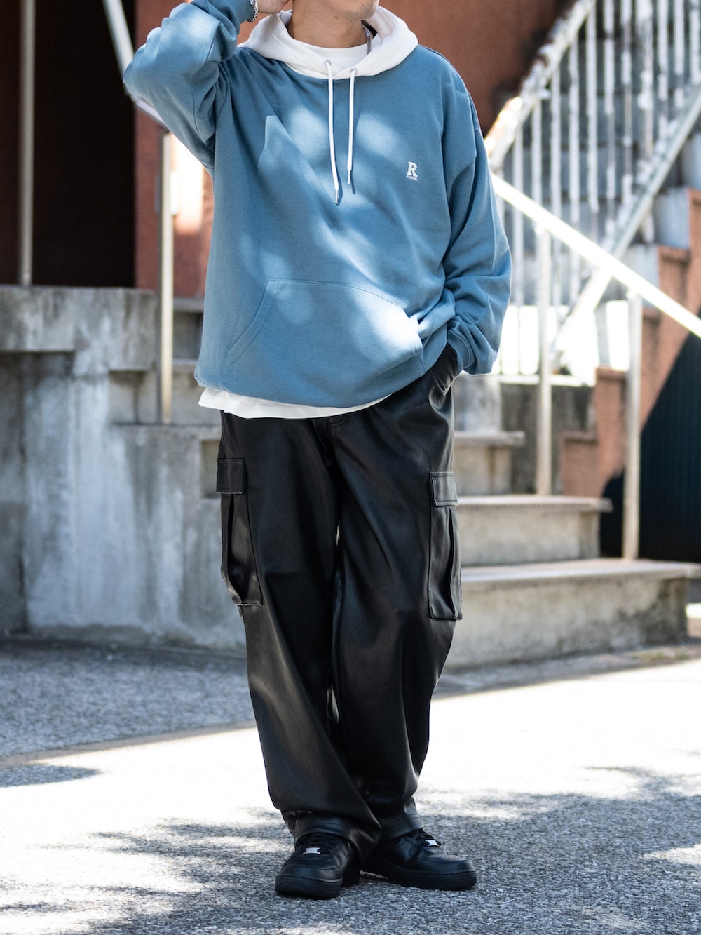 RED(JOHN'S CLOSET)｜Red Cap Girlのパーカーを使った