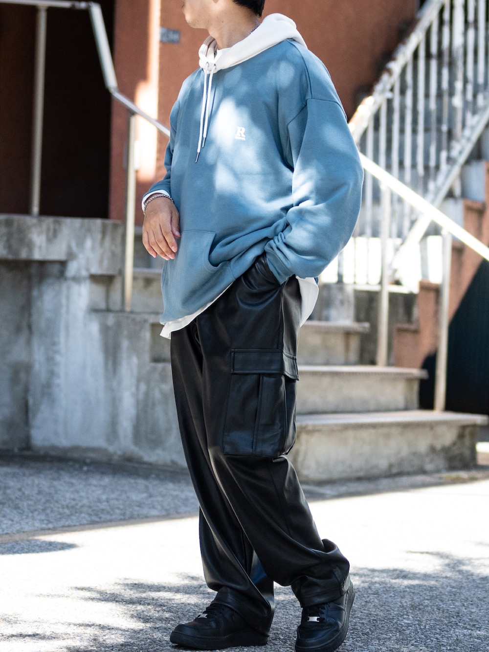 RED(JOHN'S CLOSET)｜Red Cap Girlのパーカーを使った