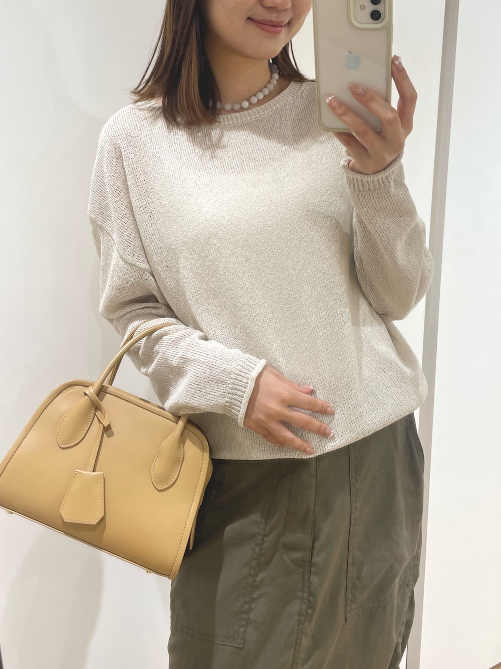 「タイトスカート、タイトスカートコーデ、メッシュ、メッシュニット、メッシュトップス、夏、夏コーデ、春、春コーデ、春夏コーデ、カジュアルコーデ、カジュアル」｜「Whim Gazetteのリネンメッシュプルオーバー（シャツ/ブラウス、ベージュ系）」を使った、wgmasagoさん（レディース・166cm）の春コーディネートの7枚目の写真