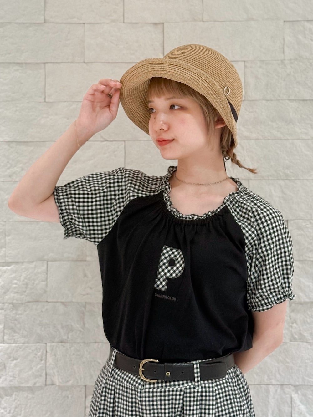 「ロゴT、モノトーン、大人カジュアルコーデ、夏ファッション、夏服、休日スタイル、お洒落さんとつながりたい、おでかけコーデ、パンツコーデ、夏コーデ、セットアップ、ギンガムチェック、ピンクハウス、低身長コーデ、いいね、save、フォローお願いします🤑」｜「CASIOのCASIO　F-91WS-7JH（デジタル腕時計、その他）」を使った、ほなみさん（レディース・147cm）の夏コーディネートの4枚目の写真