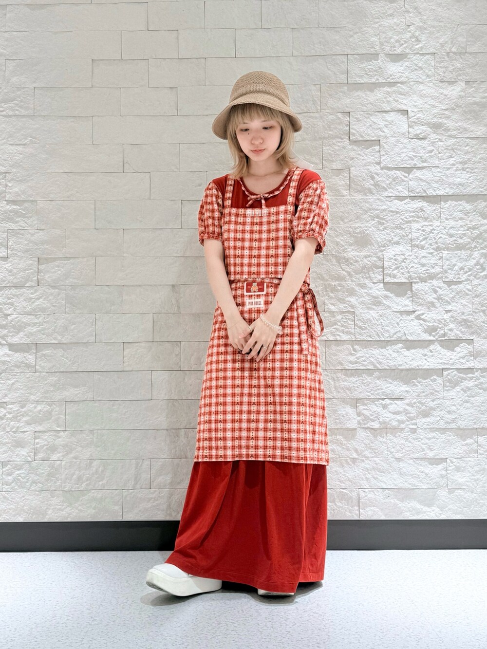 PINK HOUSEのワンピースを使った人気ファッションコーディネート