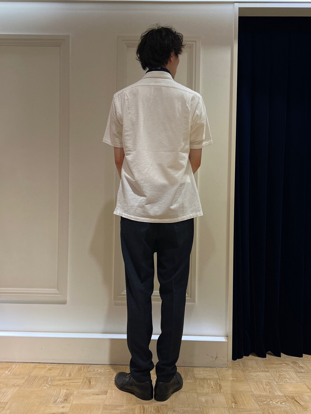 「NOLLEY'S、ノーリーズ、夏コーデ、ビジネスカジュアル、オフィスカジュアル、メンズコーデ、ポロシャツ、おしゃれさんと繋がりたい、いいね、save、フォローお願いします🤑、今日のコーデ」｜「NOLLEY’Sの《ビジカジ対応》サッカーワンピースカラーポロシャツ（ポロシャツ、ホワイト系）」を使った、ooiさん（メンズ・179cm）の夏コーディネートの5枚目の写真