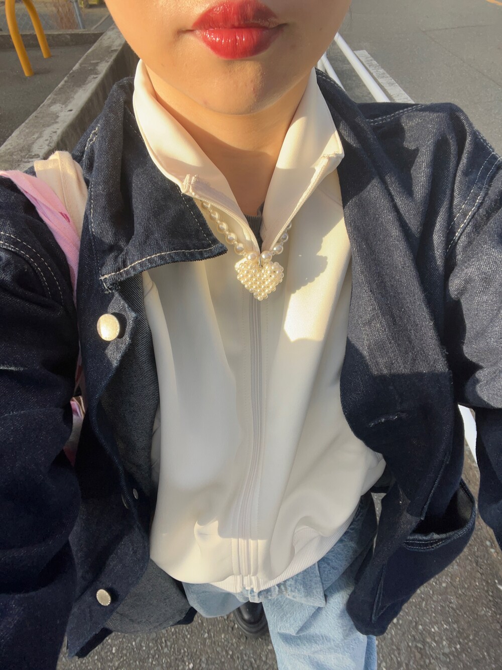 「冬を彩る色いろコーデ、休日スタイル、おしゃれさんと繋がりたい、アパレルスタッフ、出勤コーデ、ootd」｜「LOWRYS FARMのアイテム（トップス、ホワイト系）」を使った、暖乃さん（レディース・159cm）の冬コーディネートの4枚目の写真