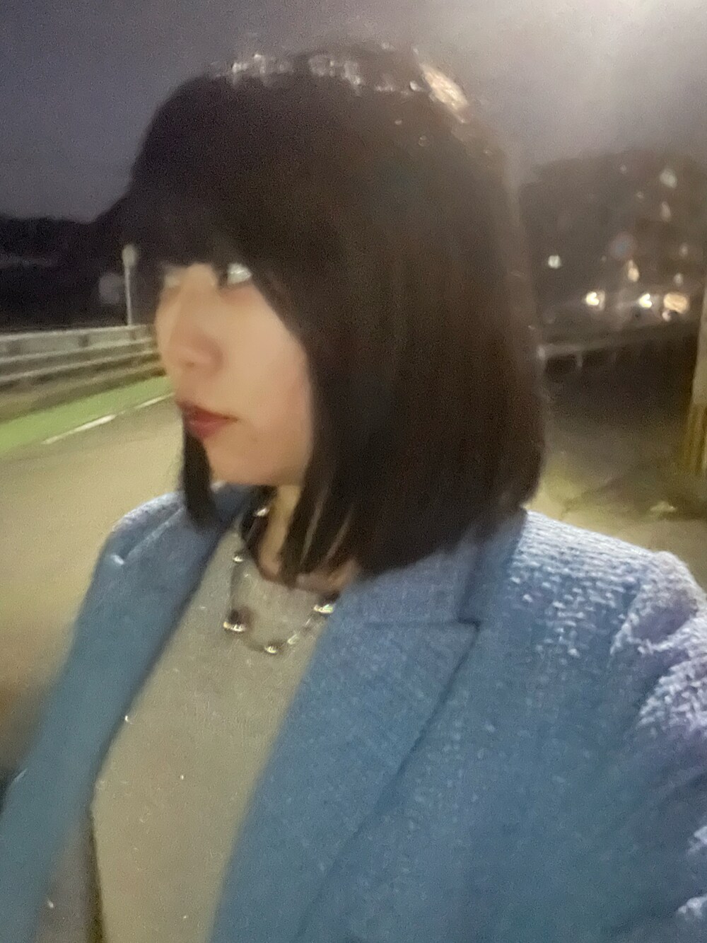 「休日コーデ、アパレルスタッフ、LOWRYS FARM、ootd」｜「LOWRYS FARMのアイテム（ニット/セーター、シルバー系）」を使った、暖乃さん（レディース・159cm）の冬コーディネートの3枚目の写真