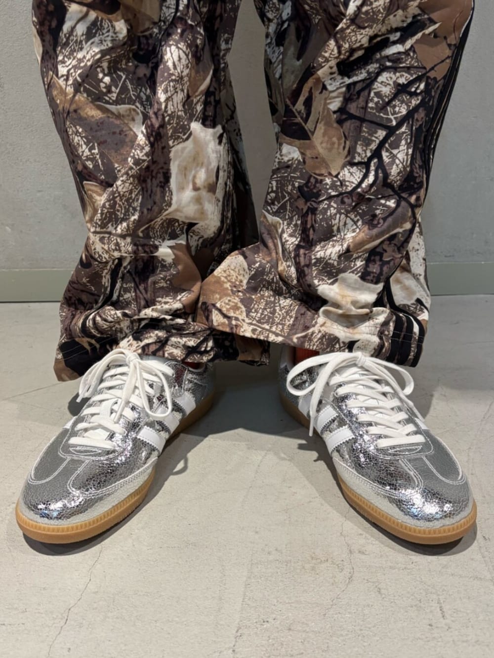 adidas Originals 迷彩サッカー ジャージー、アディダス オリジナルス