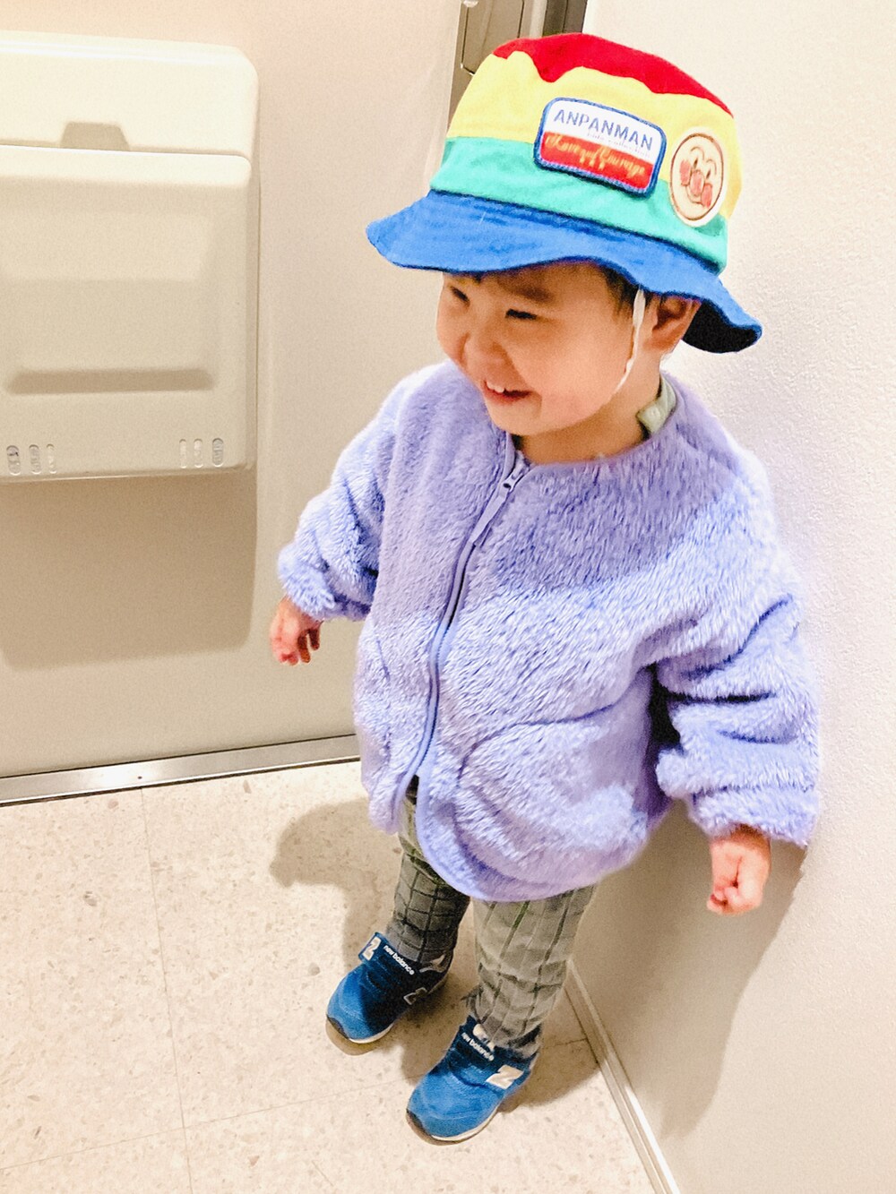 「登園スタイル、モコモコアウター、GU、フリース」｜「GUのアイテム（その他アウター、ピンク系）」を使った、りんちゃんのさん（キッズ・90cm）の冬コーディネートの4枚目の写真