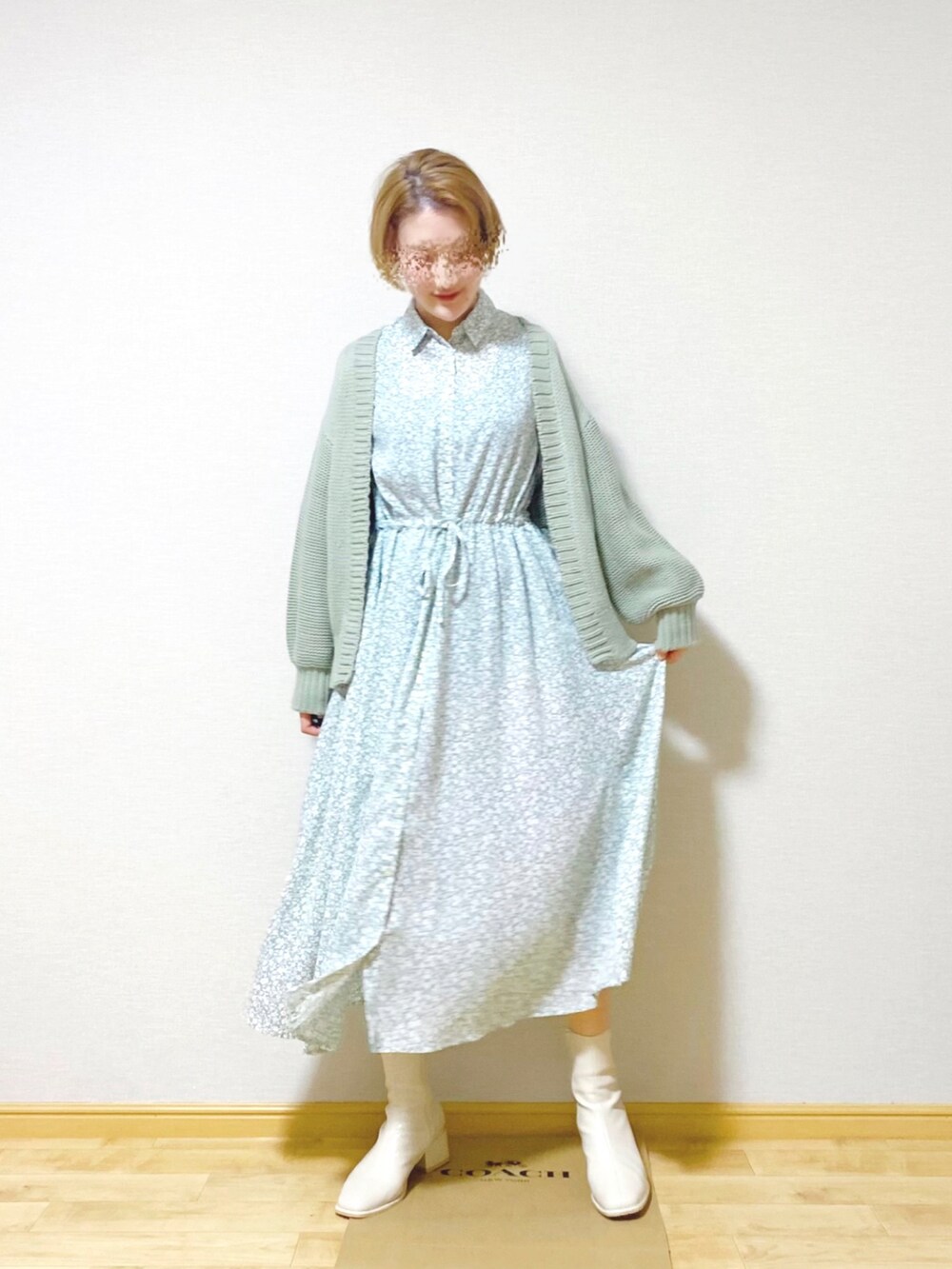 「LOWRYS FARMの１．５Ｇコクーンカーディガン　847133（カーディガン/ボレロ、グリーン系）」を使った、keikoさん（レディース・162cm）の冬コーディネートの2枚目の写真