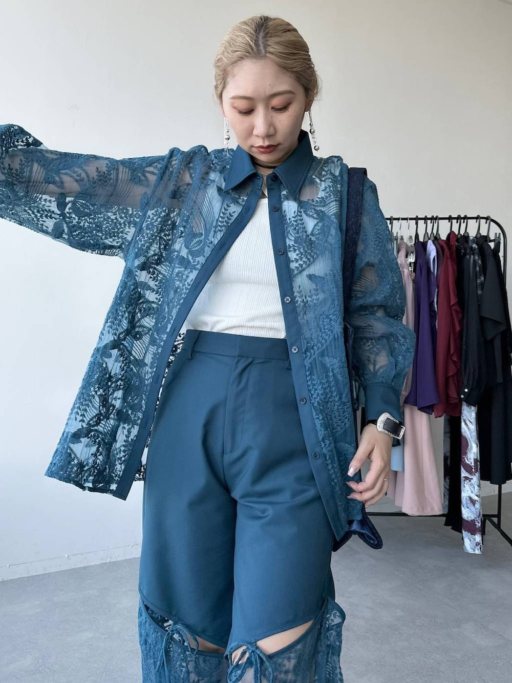 「きれいめ、着痩せ・細見え、モード、結婚式2次会、休日コーデ、デート/ロマンティック、春コーデ、女子会、個性派、モテ、カラーコーデ_HARE、HARE、セットアップ、シャツ、シャツスタイル」｜「HAREのストリングデザインタンクトップ(HARE)（タンクトップ、ホワイト系）」を使った、hare_usamiさん（レディース・158cm）の春コーディネートの4枚目の写真