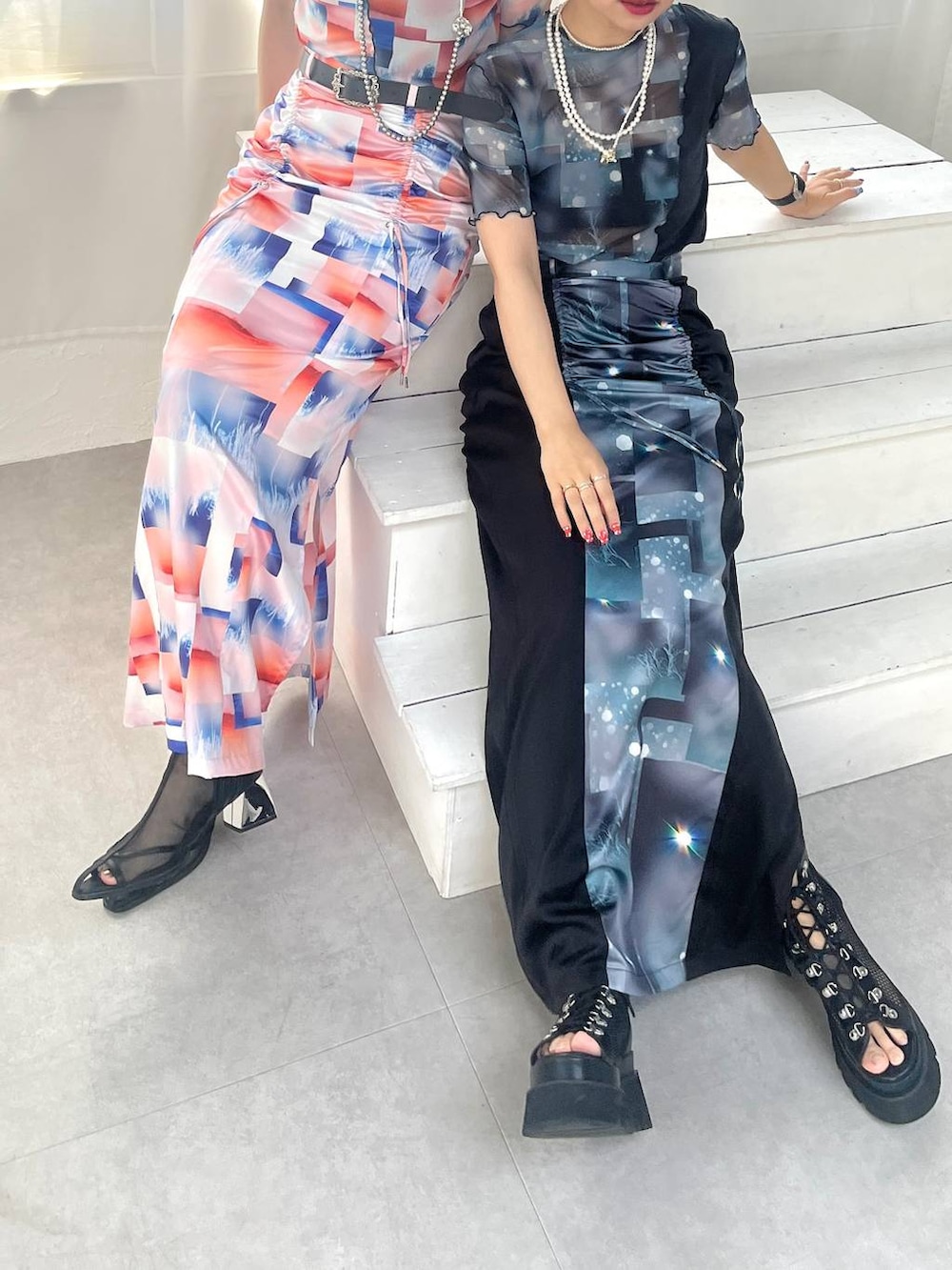 「リンクコーデ、ロングスカート、体型カバー、着痩せ・細見え、モード、結婚式2次会、休日コーデ、デート/ロマンティック、夏コーデ、女子会、個性派、モテ、きれいめ、カラーコーデ_HARE、HARE」｜「HAREのメタルヒールメッシュブーサン(HARE)（サンダル、ブラック系）」を使った、hare_usamiさん（骨格ウェーブ・レディース・158cm）の夏コーディネートの6枚目の写真