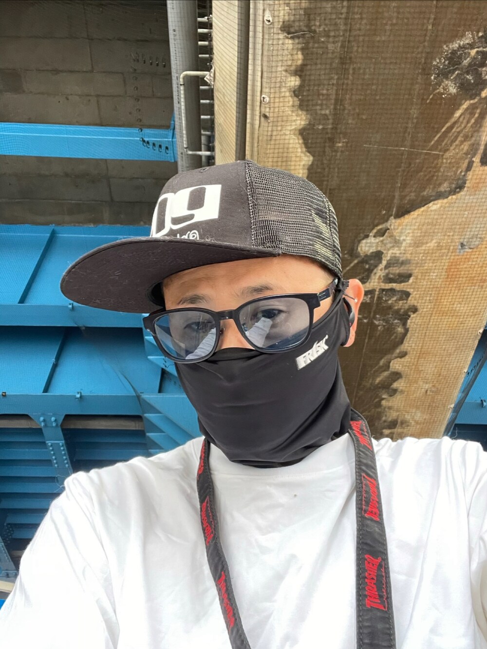 「ファッションを楽しもう、メンズファッション、お洒落さんとつながりたい、オリジナルブランド、オリジナルキャップ、ストリートファッション、ストリート、スケータースタイル」｜「proofofgoldのアイテム（キャップ、ブラック系）」を使った、proofofgoldさん（メンズ・171cm）の秋コーディネートの3枚目の写真