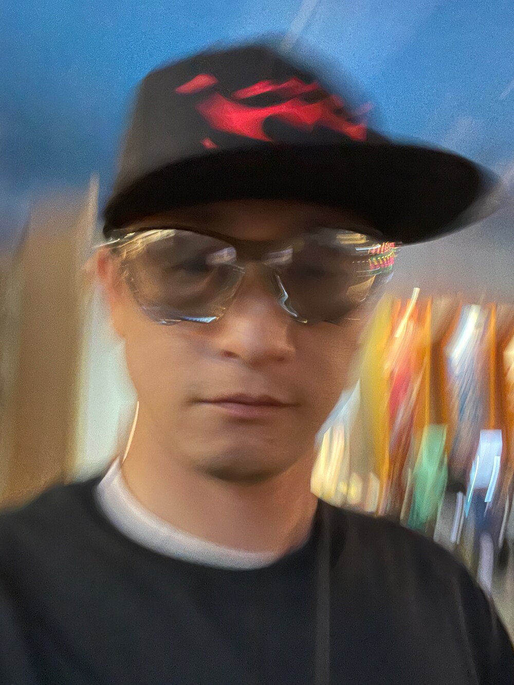 「ファッションを楽しもう、メンズファッション、お洒落さんとつながりたい、帽子、キャップ、ニューエラ、ベースボールキャップ、40代ファッション、ストリート」｜「proofofgoldのアイテム（キャップ、ブラック系）」を使った、proofofgoldさん（メンズ・171cm）の秋コーディネートの2枚目の写真