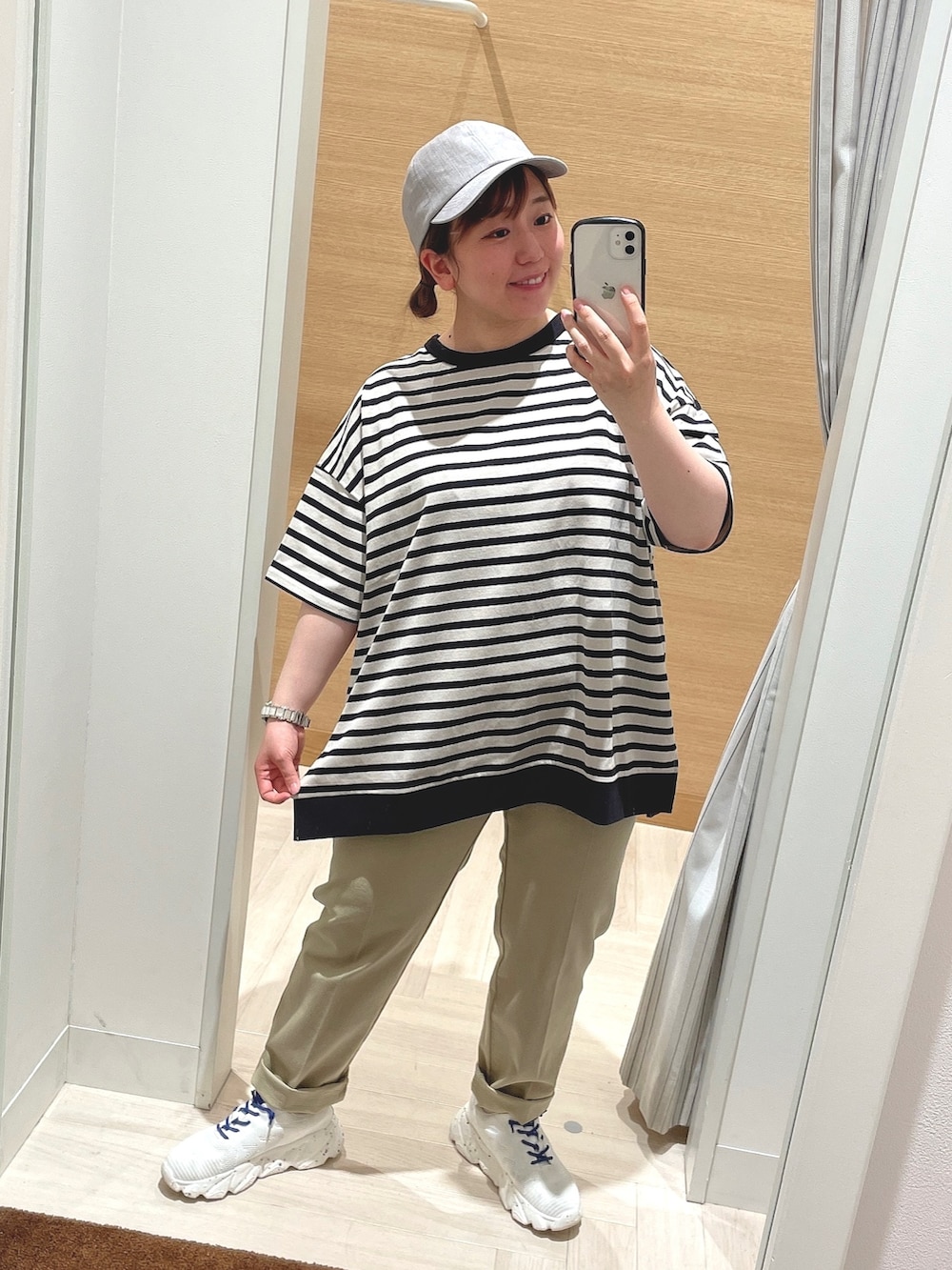 「ボーダー、Tシャツ、キャップ、スニーカー、リュック、シャツスタイル、夏コーデ、春コーデ、ラフ、カジュアルコーデ、低身長」｜「studio CLIPのUSAコットンビッグTチュニック（Tシャツ/カットソー、その他）」を使った、み と ず と きさん（レディース・152cm）の春コーディネートの8枚目の写真