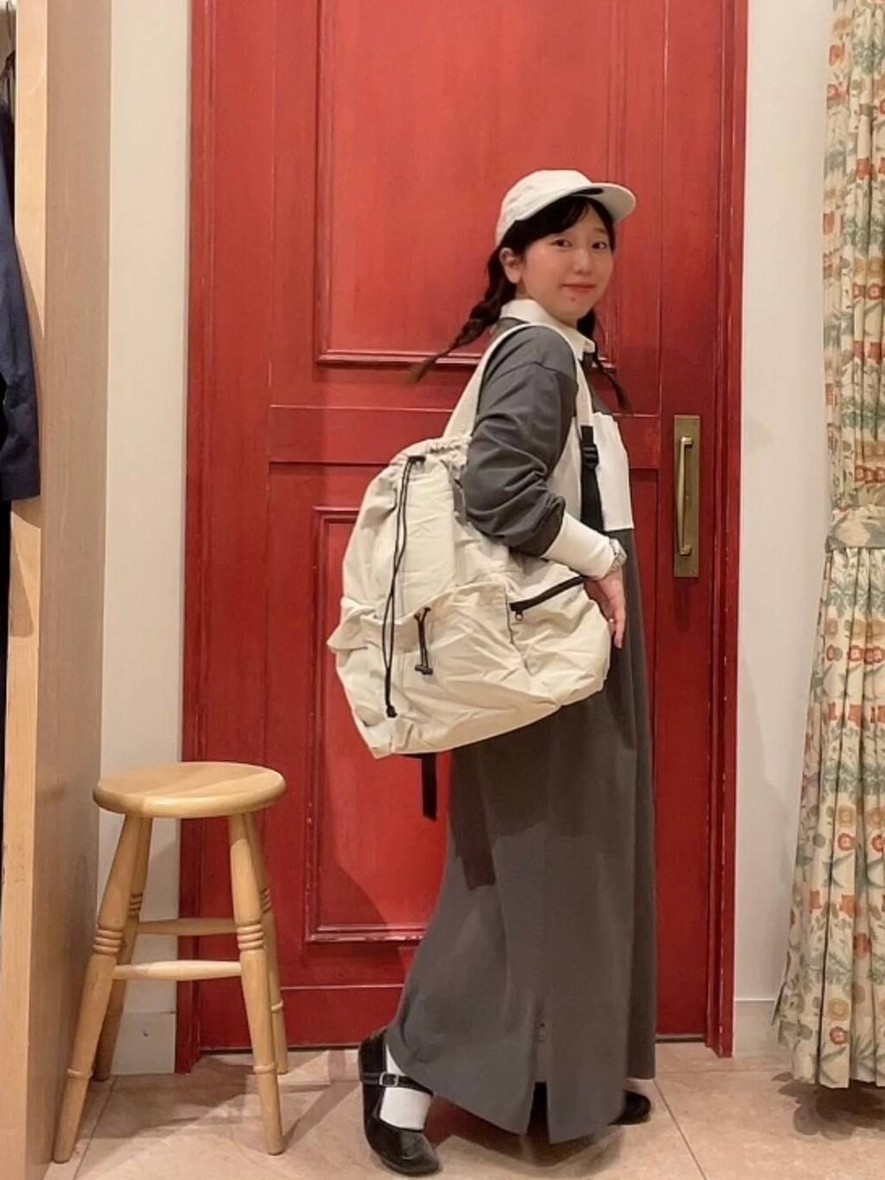み と ず と きさんの「《days》アソートラガーワンピース（studio CLIP）」を使ったコーディネートの2枚目の写真