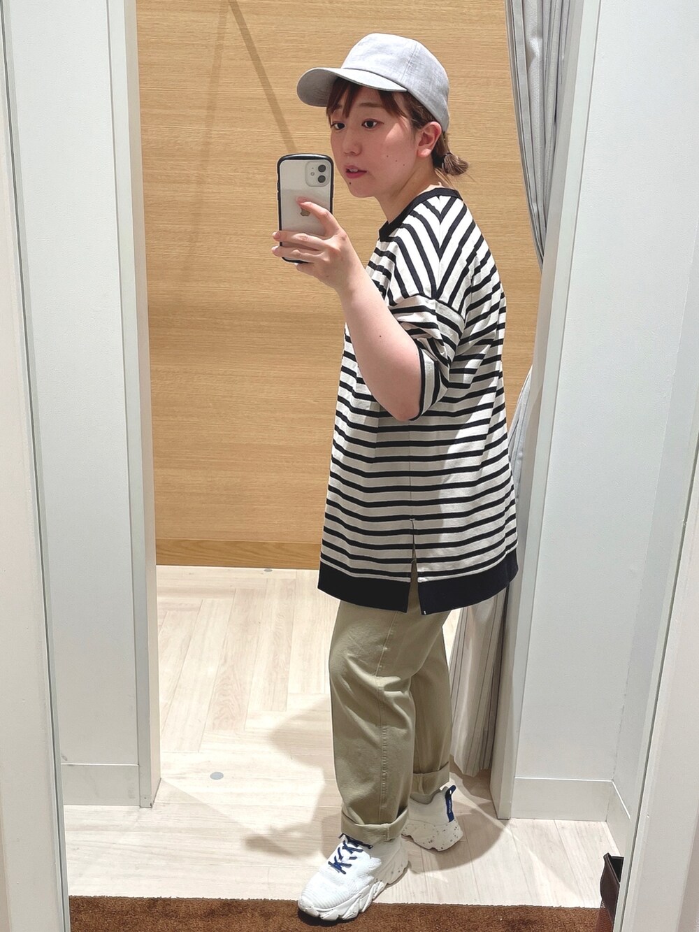 「ボーダー、Tシャツ、キャップ、スニーカー、リュック、シャツスタイル、夏コーデ、春コーデ、ラフ、カジュアルコーデ、低身長」｜「studio CLIPのUSAコットンビッグTチュニック（Tシャツ/カットソー、その他）」を使った、み と ず と きさん（レディース・152cm）の春コーディネートの6枚目の写真
