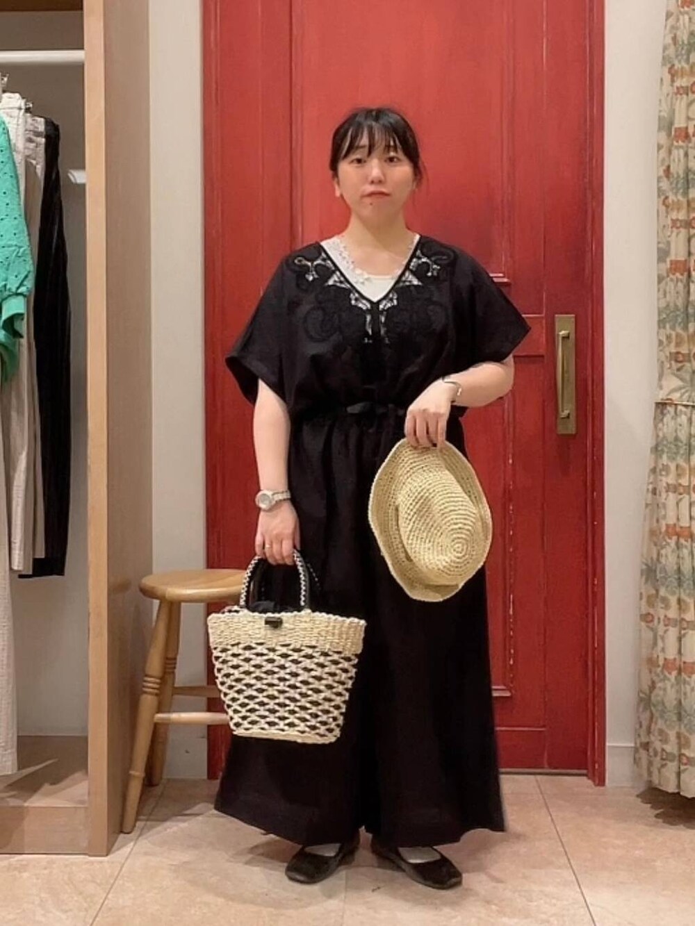 「低身長、カジュアル、ベーシック/シンプル、studio CLIP」｜「studio CLIPのメイズメッシュカゴバッグ（かごバッグ、ブラック系）」を使った、み と ず と きさん（レディース・152cm）の夏コーディネートの5枚目の写真