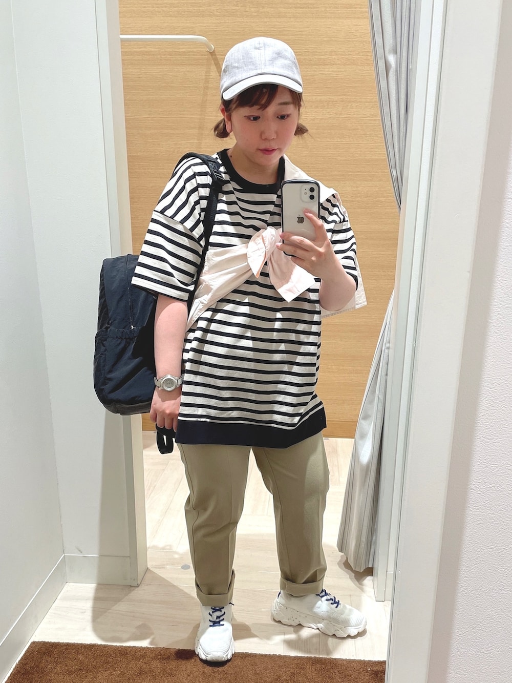 「ボーダー、Tシャツ、キャップ、スニーカー、リュック、シャツスタイル、夏コーデ、春コーデ、ラフ、カジュアルコーデ、低身長」｜「studio CLIPのUSAコットンビッグTチュニック（Tシャツ/カットソー、その他）」を使った、み と ず と きさん（レディース・152cm）の春コーディネートの3枚目の写真