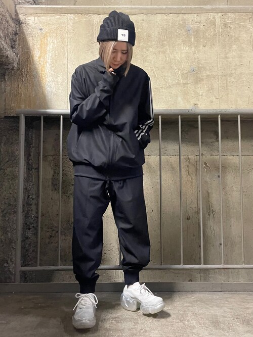 Y-3のジャージを使った人気ファッションコーディネート（ユーザー