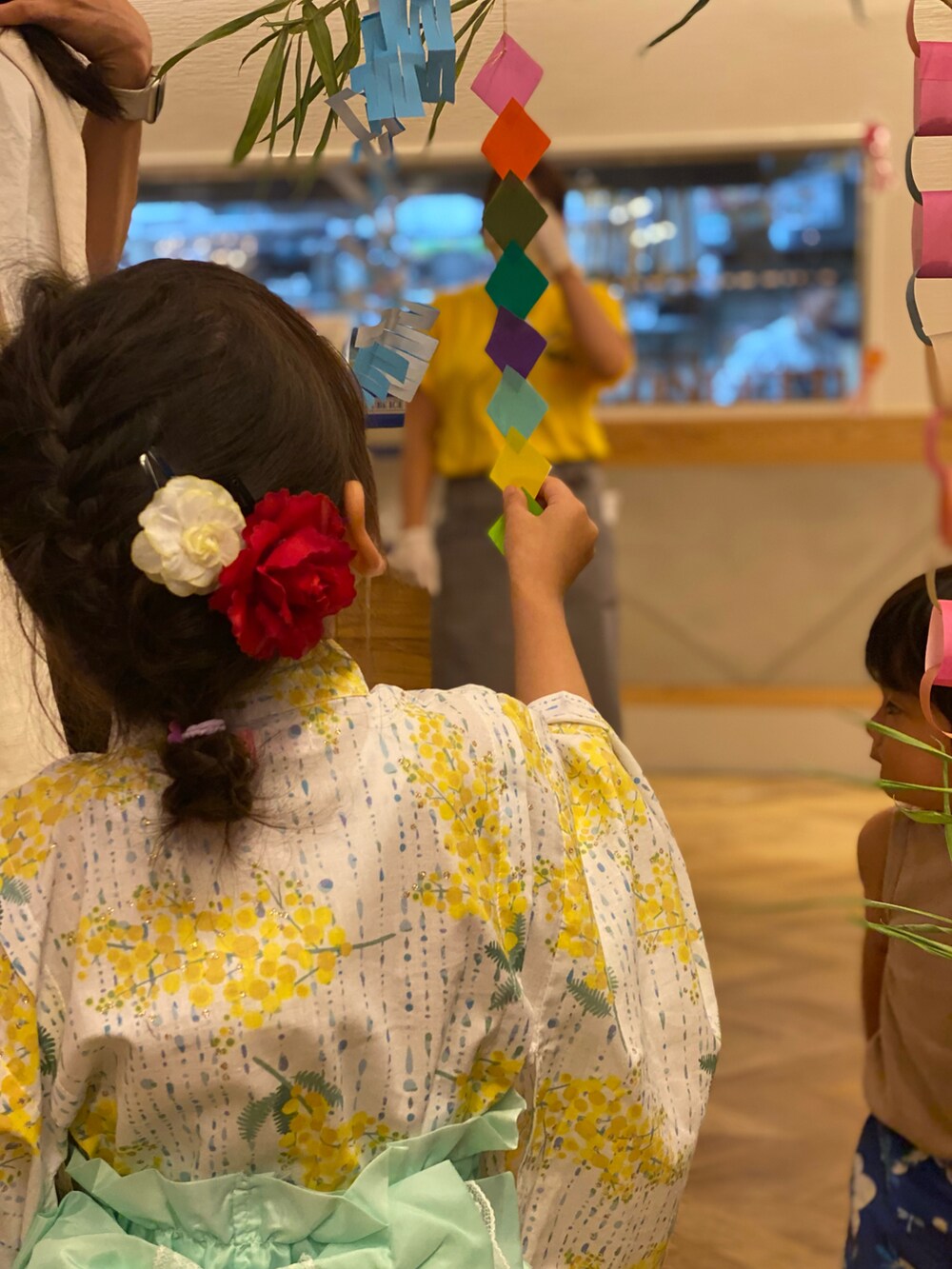 「浴衣子供、浴衣、女の子コーデ、ヘアアレンジ、4歳」｜「ダイソーのアイテム（ソックス/靴下、パープル系）」を使った、(n)さん（レディース・166cm）の夏コーディネートの2枚目の写真