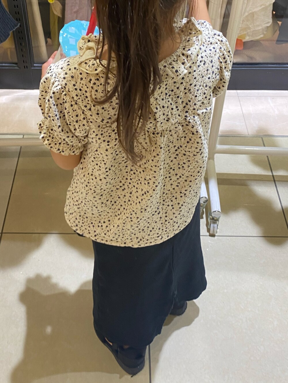 「しまむら、しまむらコーデ、キッズコーデ、4歳、4歳女の子、女の子コーデ」｜「しまむらのアイテム（シャツ/ブラウス、ホワイト系）」を使った、(n)さん（レディース・166cm）の夏コーディネートの3枚目の写真