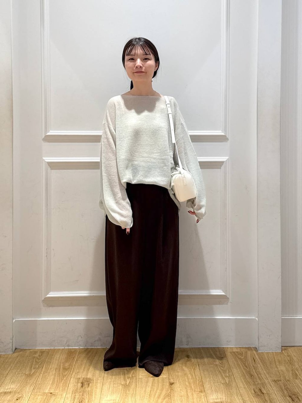「カジュアル、フェミニン、きれいめ、SNAP_apart by lowrys、apart by lowrys」｜「A part byのBabyモヘヤプルオーバー_長袖（ニット/セーター、グリーン系）」を使った、ゆいぴさん（レディース・156cm）の夏コーディネートの5枚目の写真
