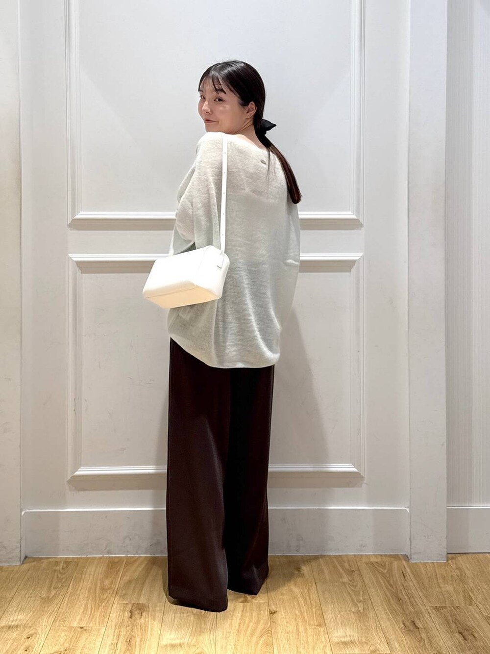 「カジュアル、フェミニン、きれいめ、SNAP_apart by lowrys、apart by lowrys」｜「A part byのBabyモヘヤプルオーバー_長袖（ニット/セーター、グリーン系）」を使った、ゆいぴさん（レディース・156cm）の夏コーディネートの3枚目の写真