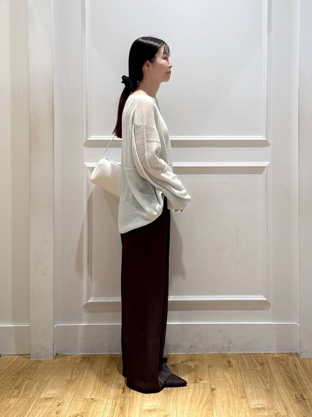 「カジュアル、フェミニン、きれいめ、SNAP_apart by lowrys、apart by lowrys」｜「A part byのBabyモヘヤプルオーバー_長袖（ニット/セーター、グリーン系）」を使った、ゆいぴさん（レディース・156cm）の夏コーディネートの2枚目の写真
