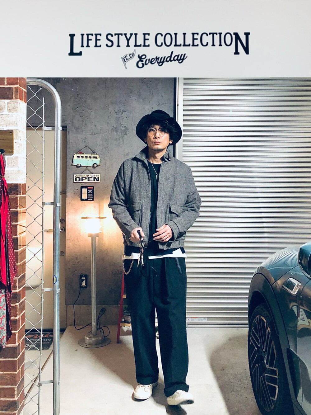 ブラック系のその他パンツ、グレー系のブルゾン、ブラック系のニット/セーターを着用したメンズの冬コーディネートの2枚目の写真