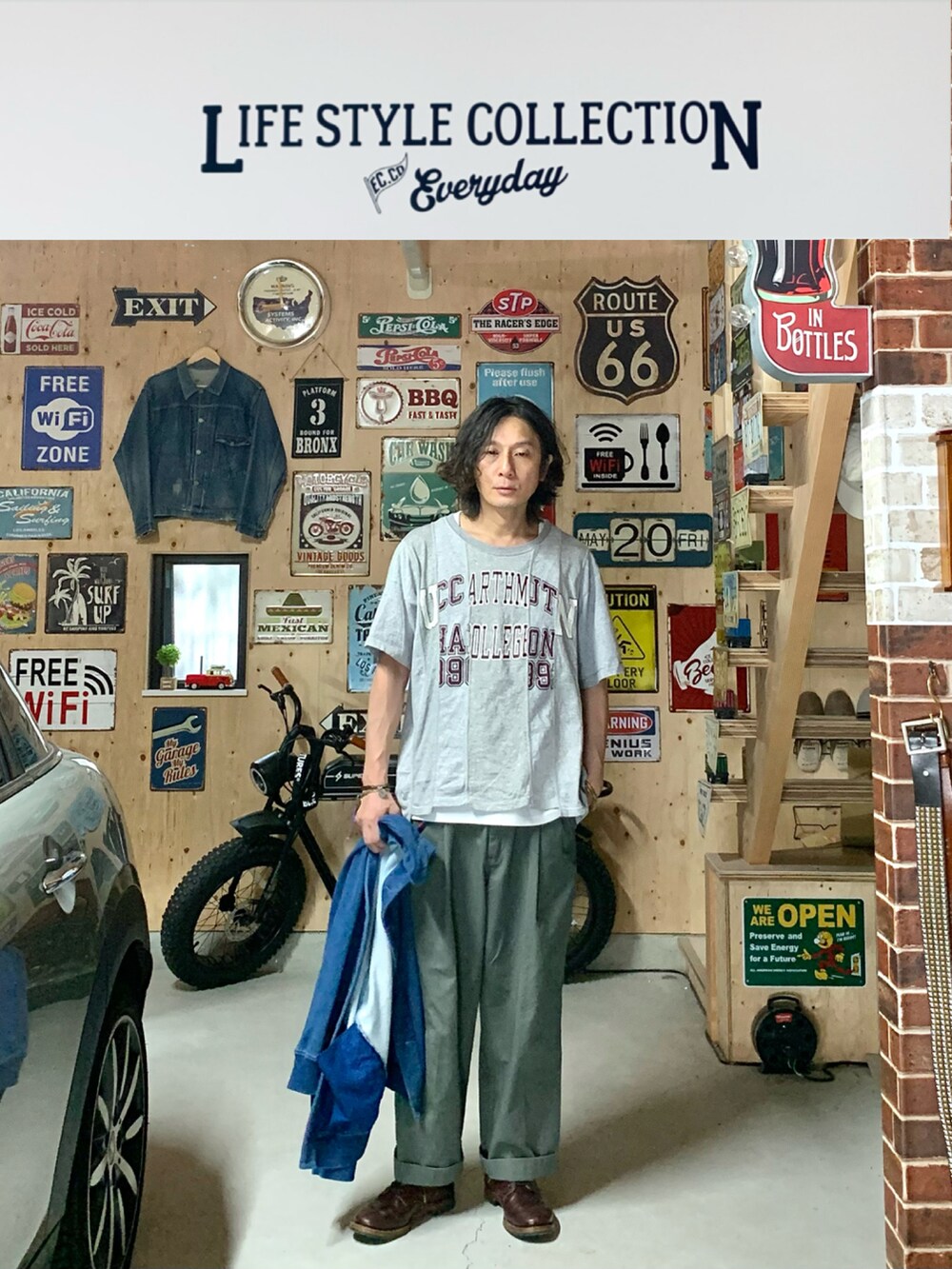 「カーディガン、はるコーデ、春コーデ、レイヤードスタイル、Tシャツ、チノパン、カジュアル、カジュアルコーデ、ブーツ、ワイドパンツ、ロゴT、アメカジ、休日スタイル、ブルー、オーバーサイズ」｜「FORK&SPOONのFORK&SPOON　ワンタックチノパンツ（その他パンツ、グリーン系）」を使った、h.s.k.さん（メンズ・176cm）の春コーディネートの4枚目の写真