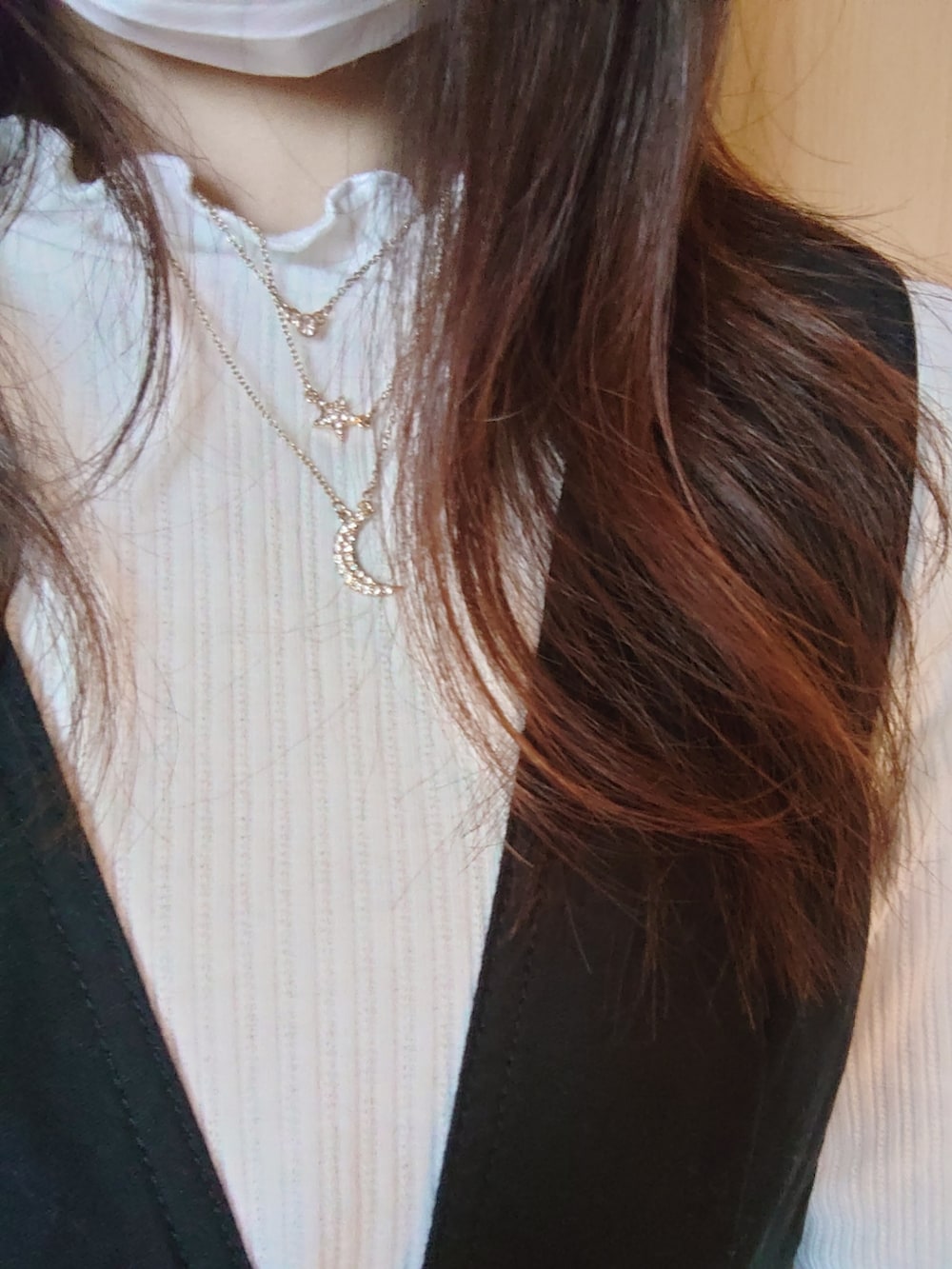 「休日コーデ、ガーリーコーデ、キレイめカジュアル、オトナ女子、低身長女子、スカートスタイル」｜「Availのアイテム（ブルゾン、グリーン系）」を使った、yu,さん（レディース・151cm）の春コーディネートの2枚目の写真