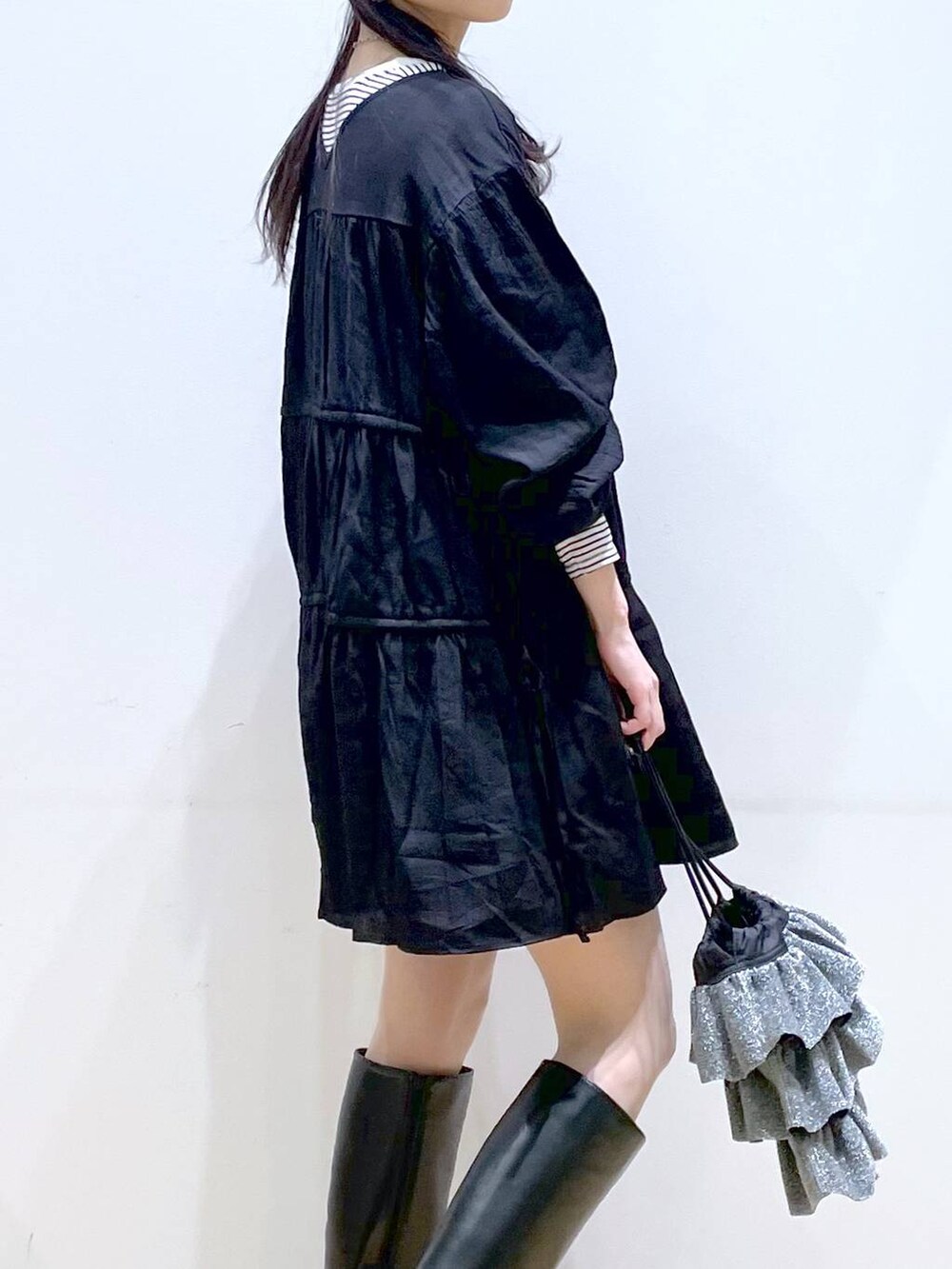 「カジュアル、メンズライク、休日コーデ、楽ちんコーデ、夏コーデ、体型カバー、着痩せ、高見え、きれいめ、LAKOLE、着痩せ・細見え、春コーデ、ブーツ、ショルダーバッグ、GLOBAL WORK」｜「LAKOLEのステンレスミックスマンテルネックレス2 / 114223（ネックレス、その他）」を使った、みーやん。さん（レディース・161cm）の春コーディネートの8枚目の写真
