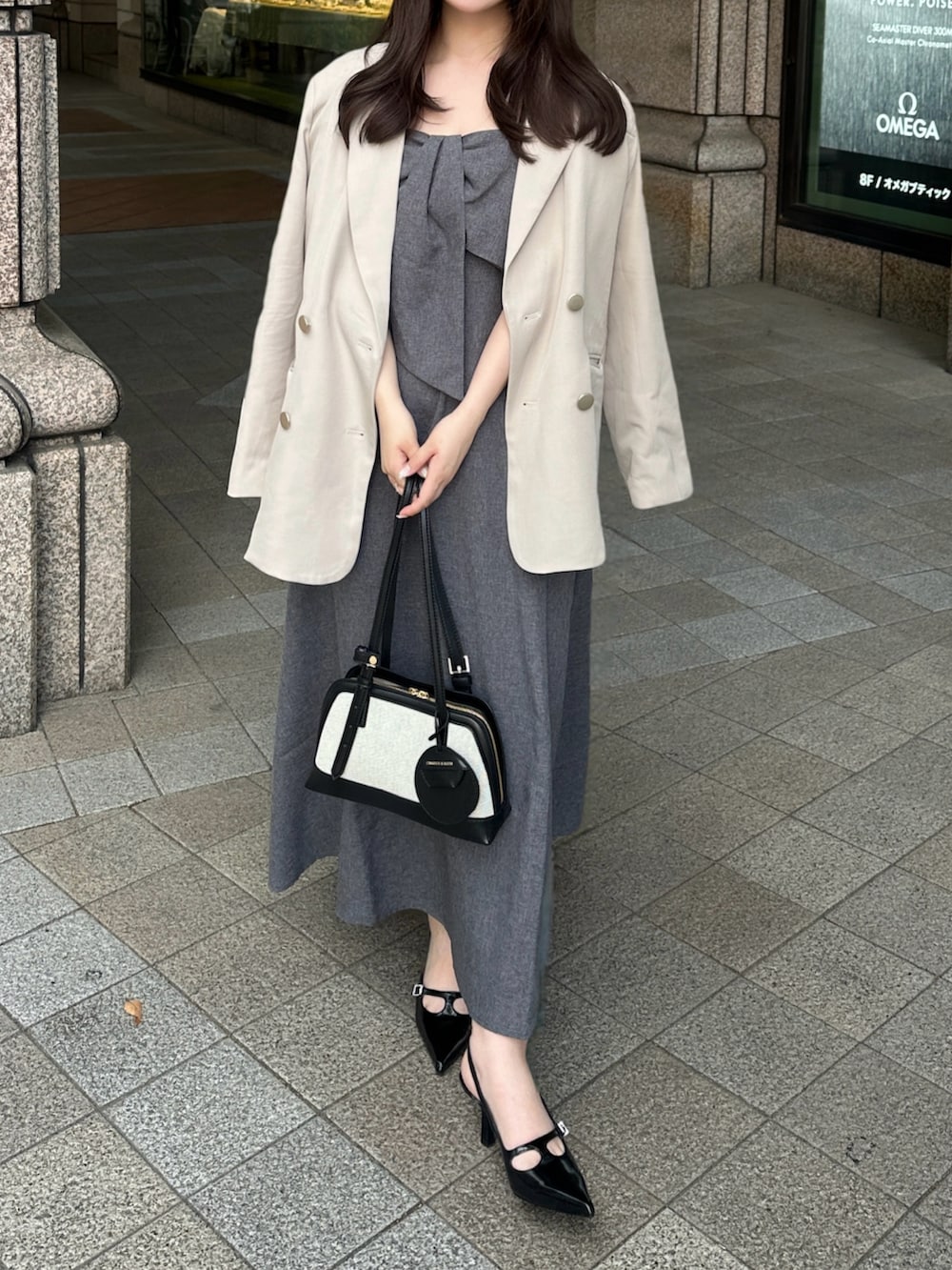 「最近のいい感じコーデ、大人かわいい、韓国ファッション、GRL、グレイル、ジャケット、ワンピース、ワンピーススタイル、春服、今日のコーデ、いいね、save、フォローお願いします🤑、お洒落さんとつながりたい」｜「GRLのアイテム（ワンピース、グレー系）」を使った、fu yuさん（レディース・160cm）の春コーディネートの2枚目の写真