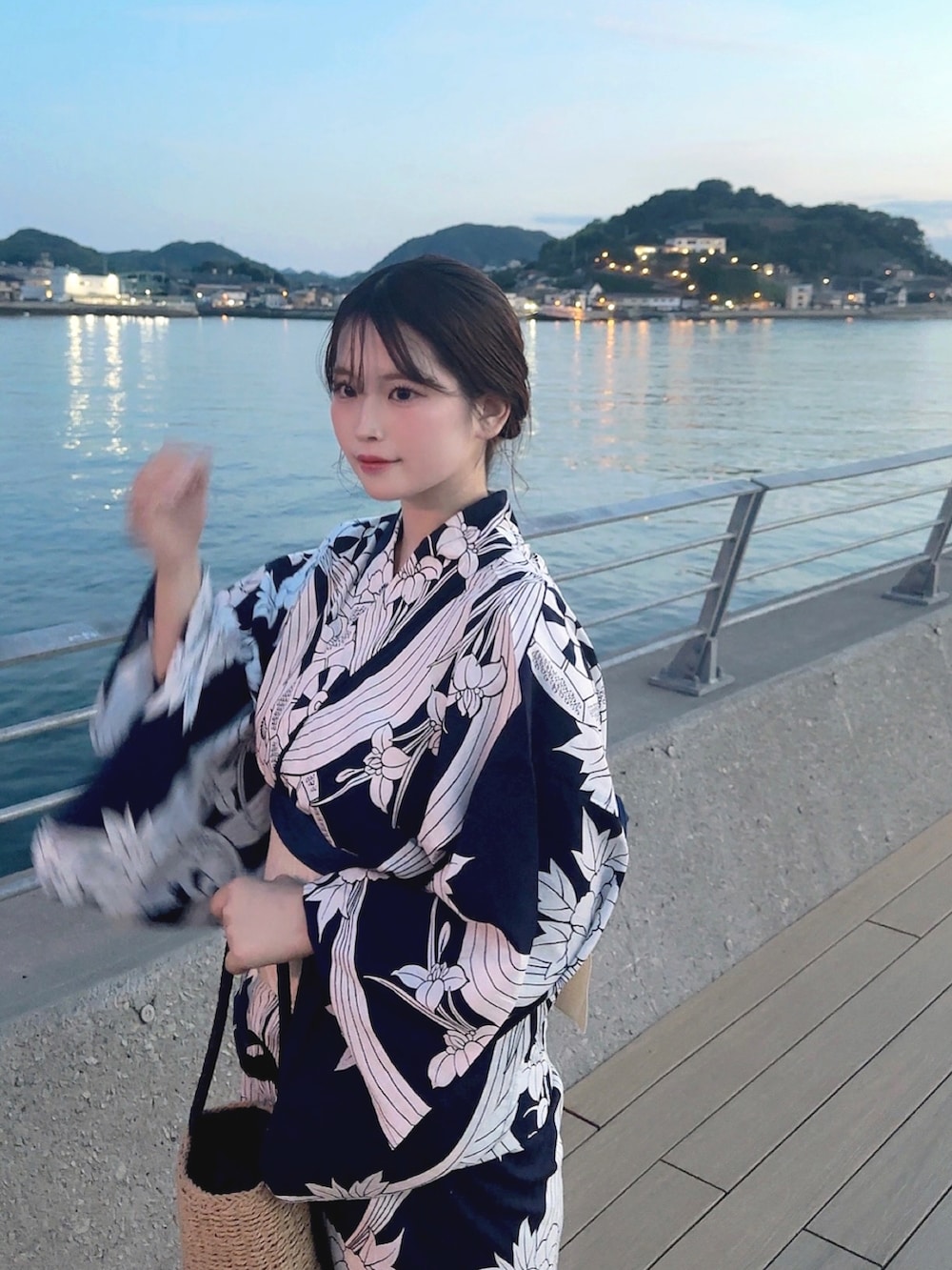 「浴衣、浴衣女子、浴衣コーデ、アツいコーデ全部見せ、お出かけコーデ、夏、休日スタイル、お洒落さんとつながりたい、夏ファッション、いいね、save、フォローお願いします🤑、おしゃれさんと繋がりたい」｜「utataneの選べる浴衣3点セット utataneオリジナル 国内染色 古典柄レトロ（浴衣、ブルー系）」を使った、fu yuさん（レディース・160cm）の夏コーディネートの2枚目の写真