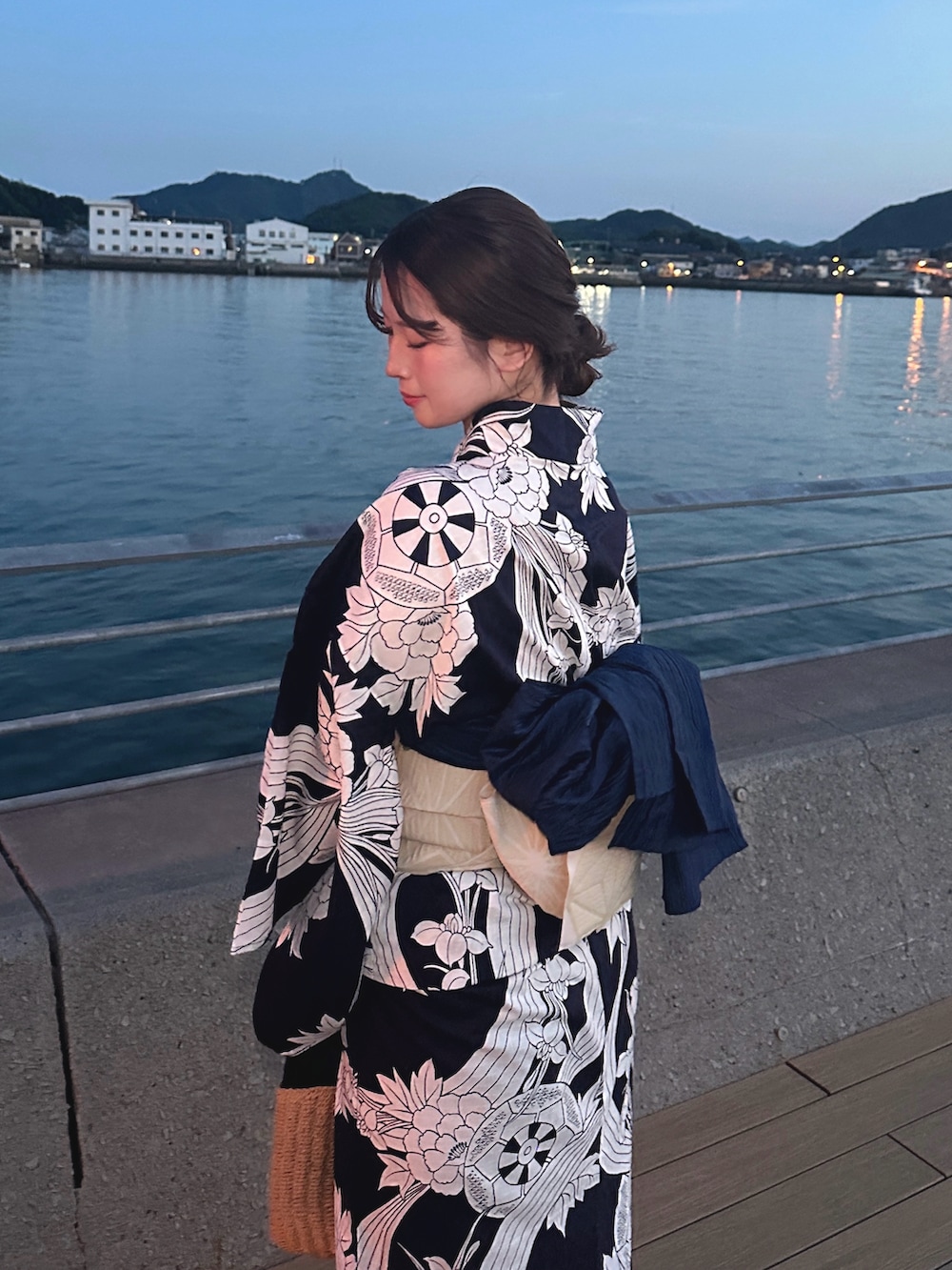 「浴衣、浴衣女子、浴衣コーデ、アツいコーデ全部見せ、お出かけコーデ、夏、休日スタイル、お洒落さんとつながりたい、夏ファッション、いいね、save、フォローお願いします🤑、おしゃれさんと繋がりたい」｜「utataneの選べる浴衣3点セット utataneオリジナル 国内染色 古典柄レトロ（浴衣、ブルー系）」を使った、fu yuさん（レディース・160cm）の夏コーディネートの4枚目の写真