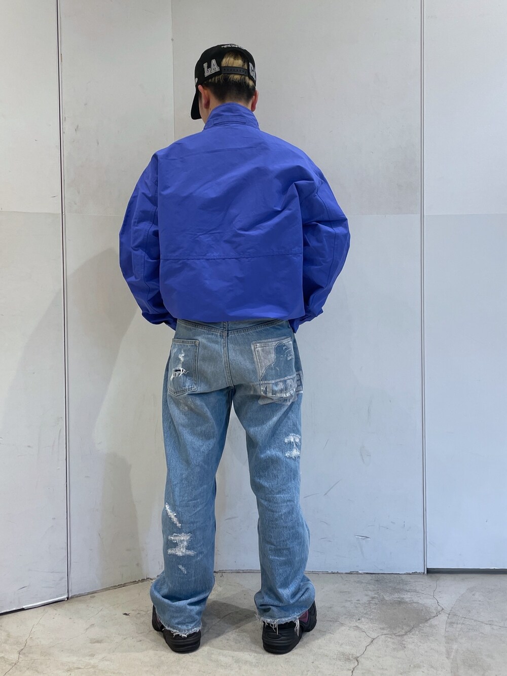 「ootd」｜「XLARGEのMULTI POCKET JACKET（ブルゾン、ブルー系）」を使った、Xlarge_Willyさん（メンズ・165cm）の冬コーディネートの3枚目の写真