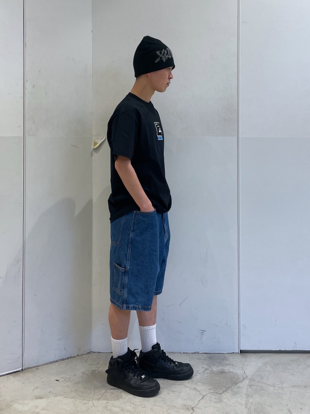 「XLARGE、XLARGE原宿、ootd」｜「XLARGEのSQUARE OG S/S TEE（Tシャツ/カットソー、ブラック系）」を使った、Xlarge_Willyさん（メンズ・165cm）の春コーディネートの2枚目の写真