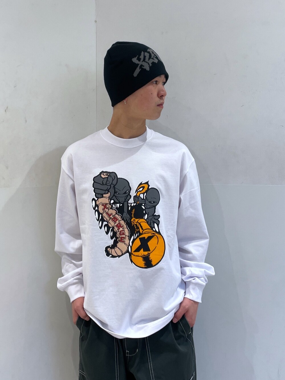 「XLARGE」｜「XLARGEのGRAFFITI LOGO SINGLE BEANIE（ニットキャップ/ビーニー、ブラック系）」を使った、Xlarge_Willyさん（メンズ・165cm）の春コーディネートの5枚目の写真