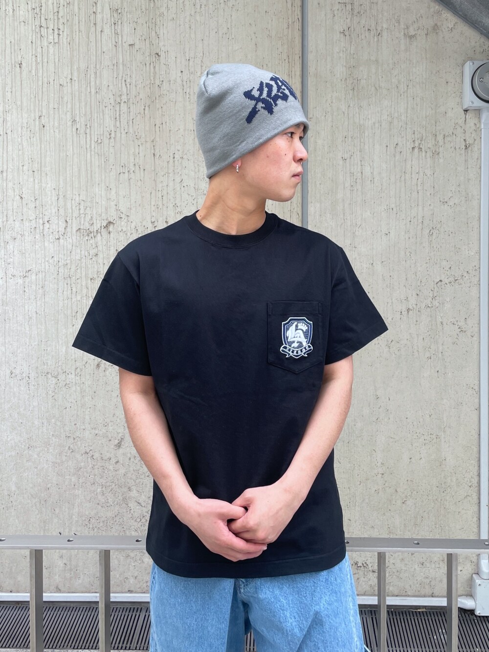 「XLARGE、XLARGE原宿」｜「XLARGEのPAINTER DENIM PANTS（デニムパンツ、ブルー系）」を使った、Xlarge_Willyさん（メンズ・165cm）の春コーディネートの5枚目の写真