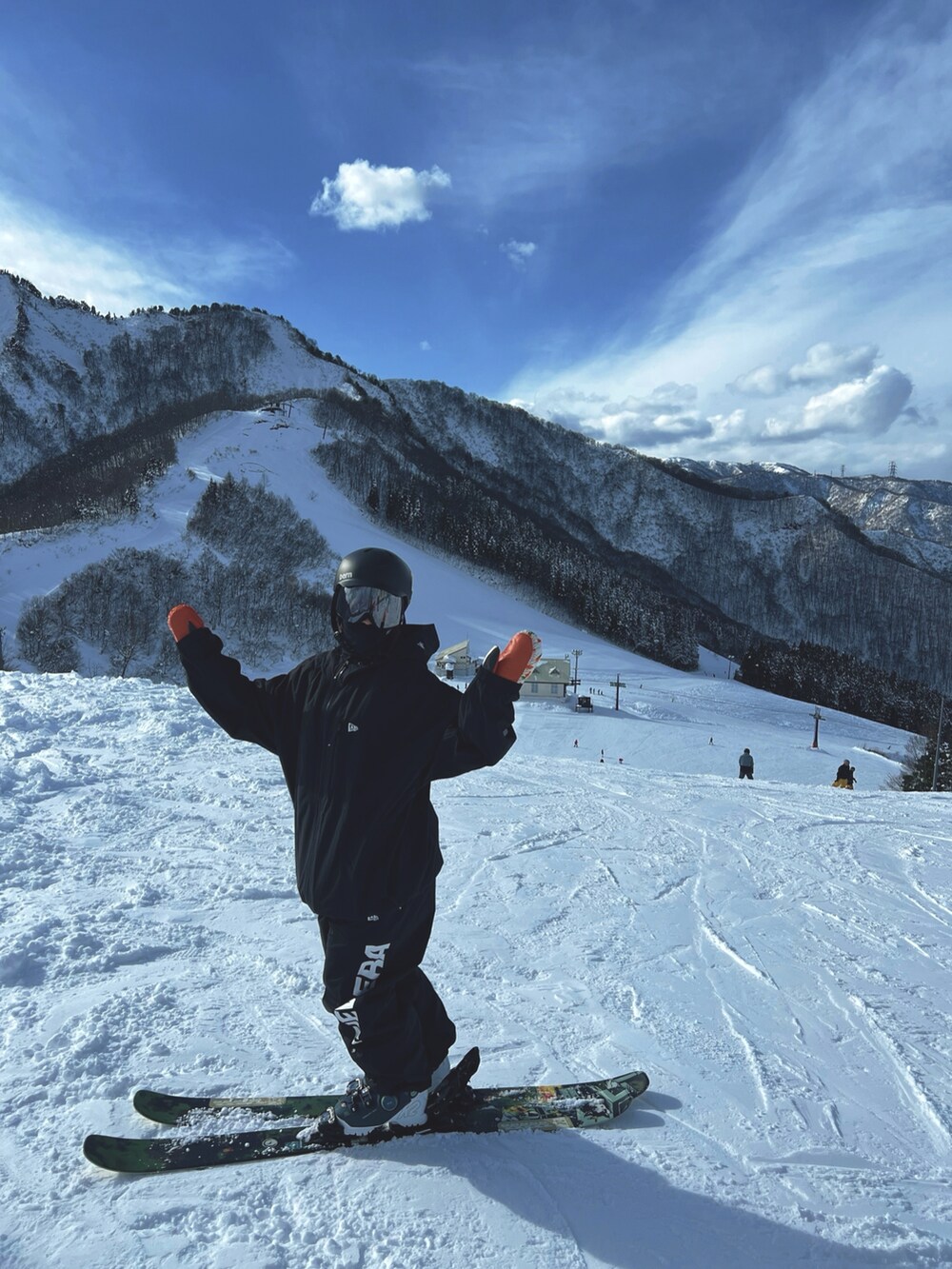 BURTON スノーボードウェアダウンジャケット ベージュ/レッド BURTON