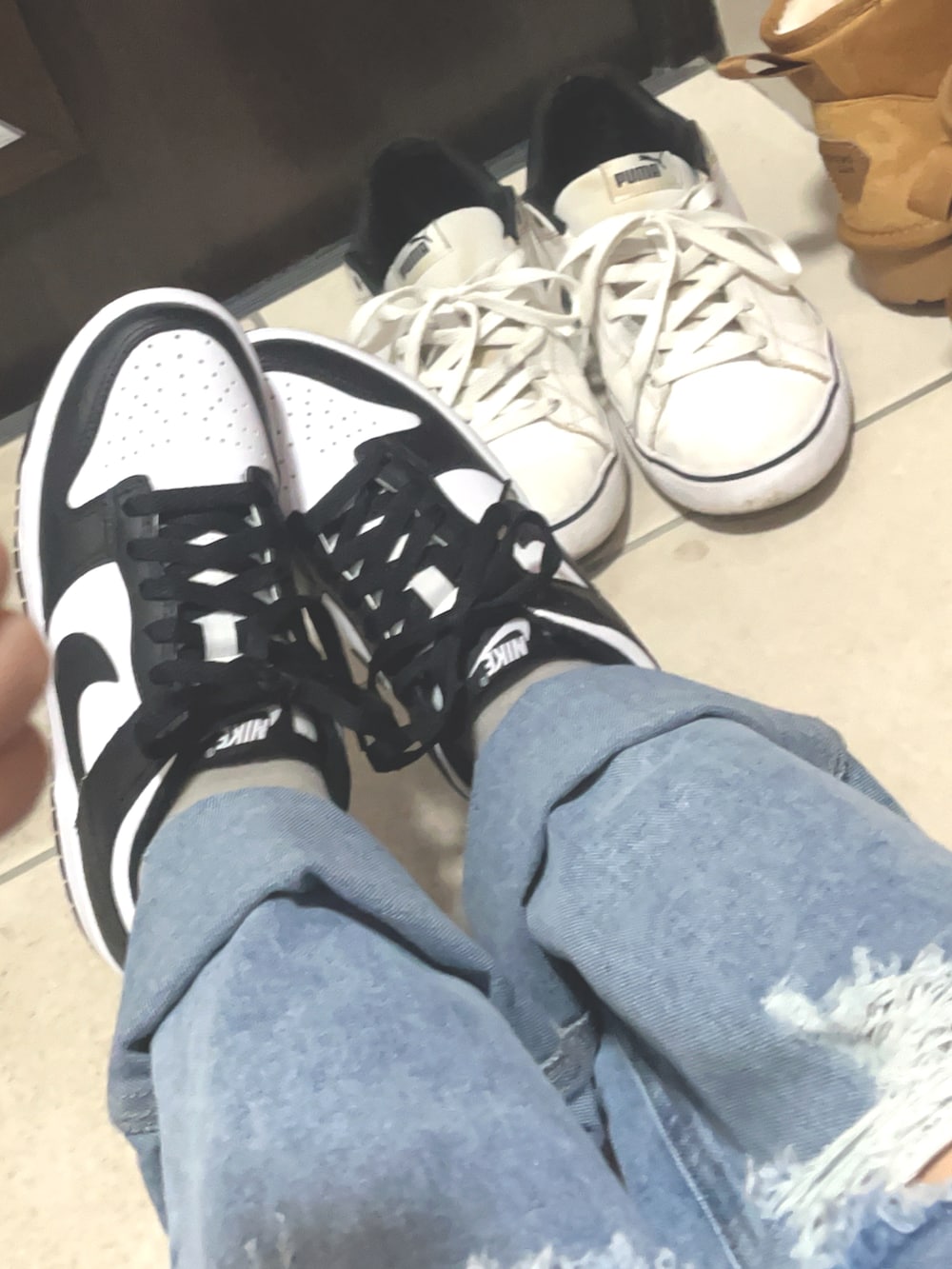 「ダメージデニムパンツ、冬服」｜「SHEINのアイテム（デニムパンツ、ブルー系）」を使った、そーだ~さん（骨格ウェーブ・キッズ・141cm）の冬コーディネートの2枚目の写真