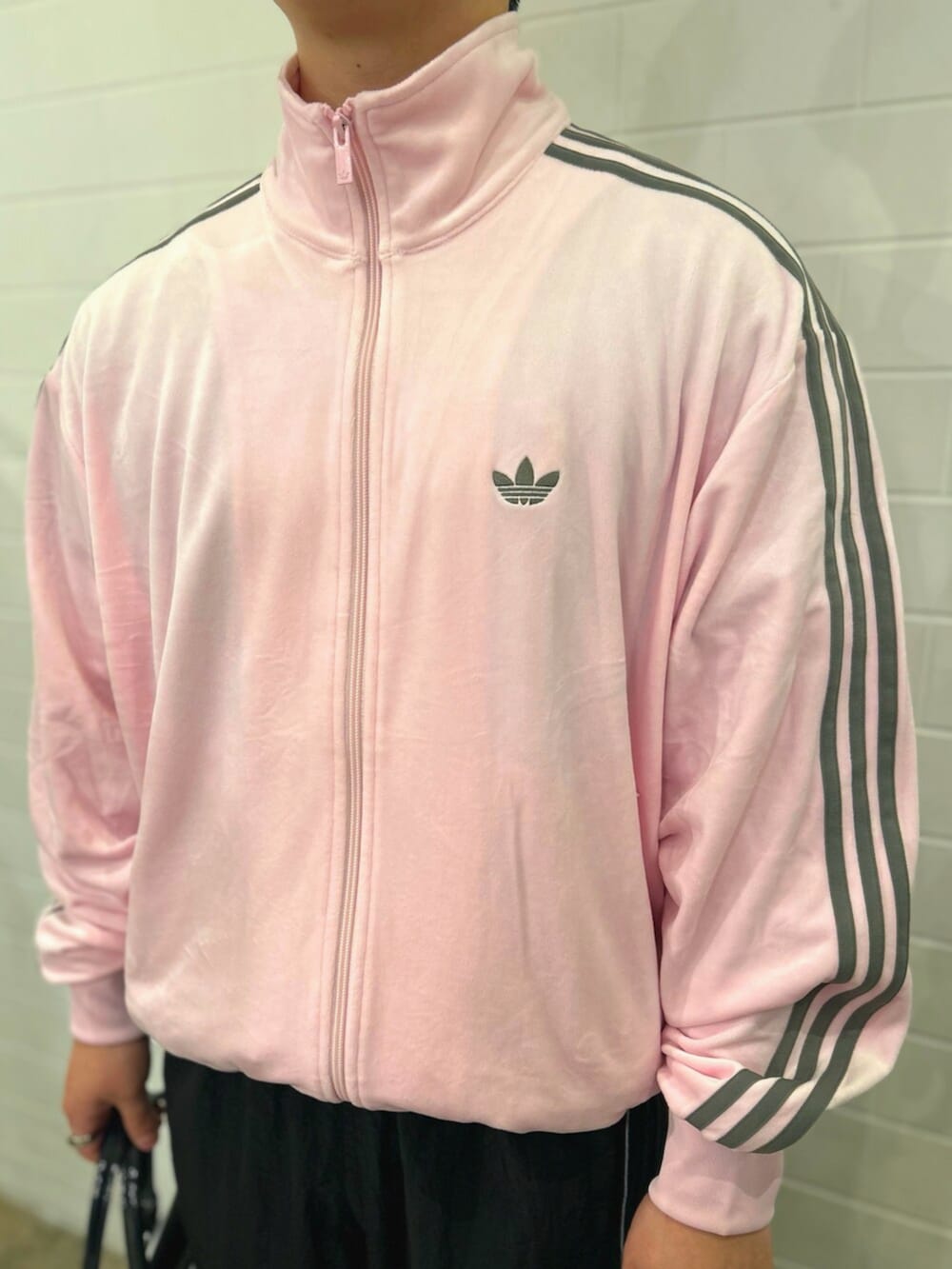 スナイデルadidas ピンク ベロアジャージXS adidas Originals(アディダスオリジナルス)とSNIDEL（スナイデル）の