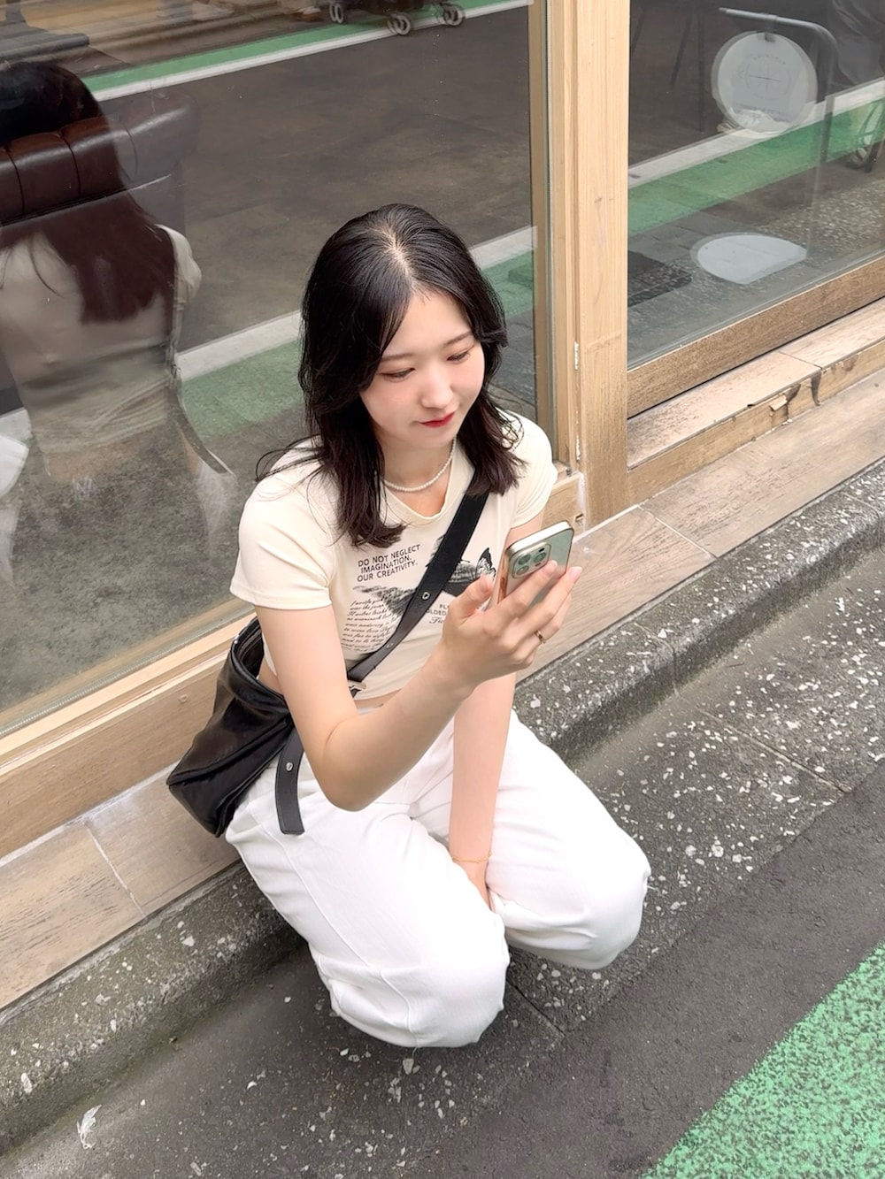 「大人ファッション、夏ファッション、カーゴパンツ、カジュアルスタイル、パンツコーデ、おしゃれさんと繋がりたい、夏、Tシャツコーデ、大人可愛い、今日のコーデ、韓国ファッション、チビT、スニーカー、XU、ストリート」｜「XUのアイテム（Tシャツ/カットソー、その他）」を使った、sasaminさん（骨格ウェーブ・レディース・170cm）の夏コーディネートの3枚目の写真